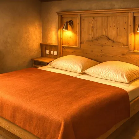 Alpska Perla アパート ツェルクノ